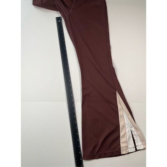 WILO the Label Women's Burgundy Activewear Stretch Ankle Flare Pants Size Medium - Picture 7 of 9